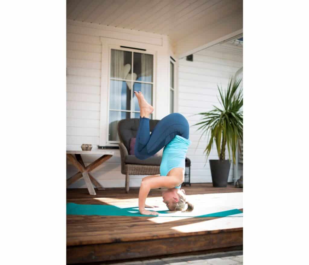 Tyk yogamåtte